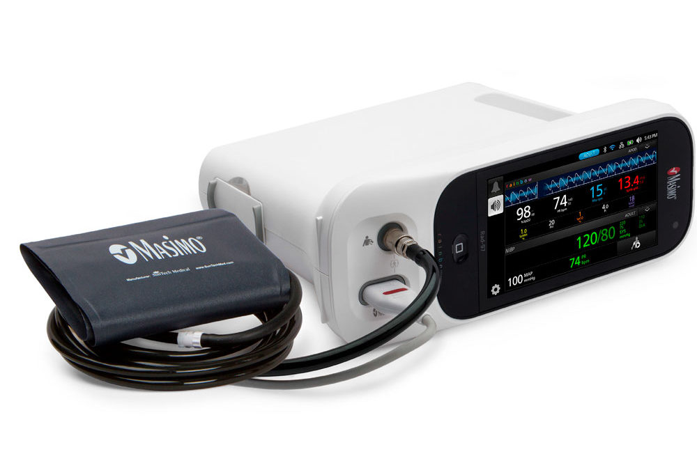 Rad-97 Pulse CO-Oximeter con presión arterial no invasiva